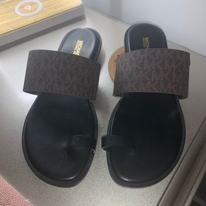 Michael Kors size 7 1/2
